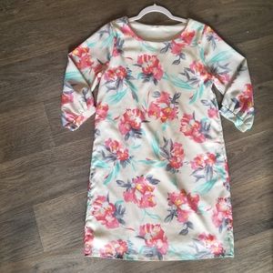 EVERLY | Floral Shift Dress